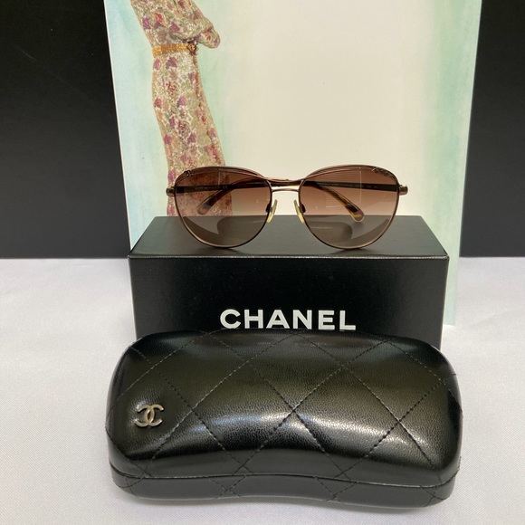 CHANEL Accessories - Chanel Aviator Sunglasses